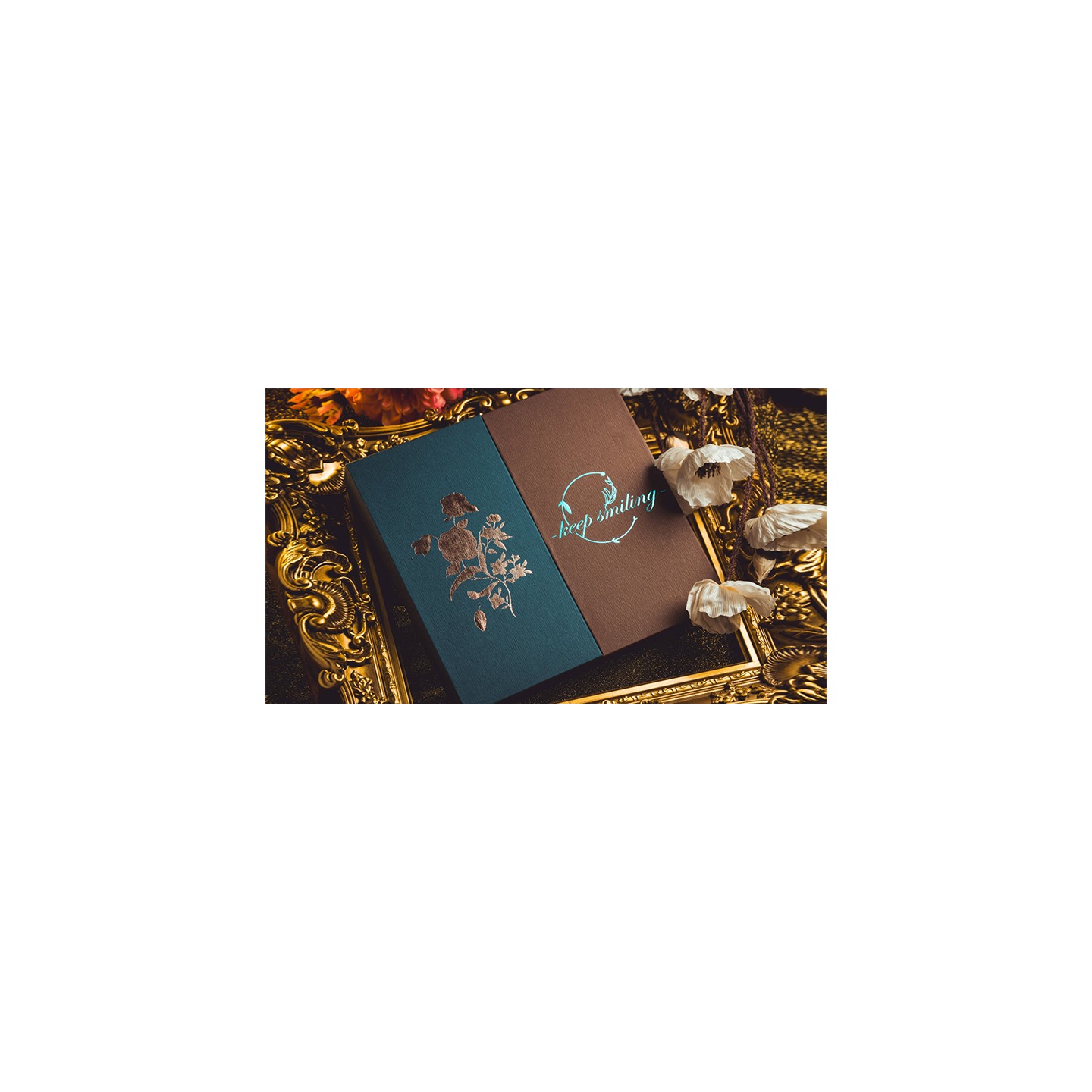 Keep Smiling Playing Cards Collector's Set