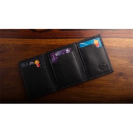 The Peek Wallet (Jaks Style) (Gimmick and Online Instructions) by Secret Tannery