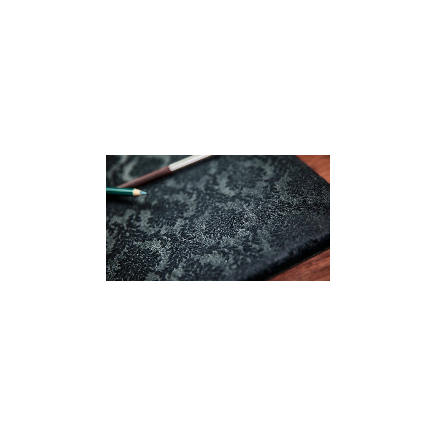 Luxury Pad (Black) by TCC