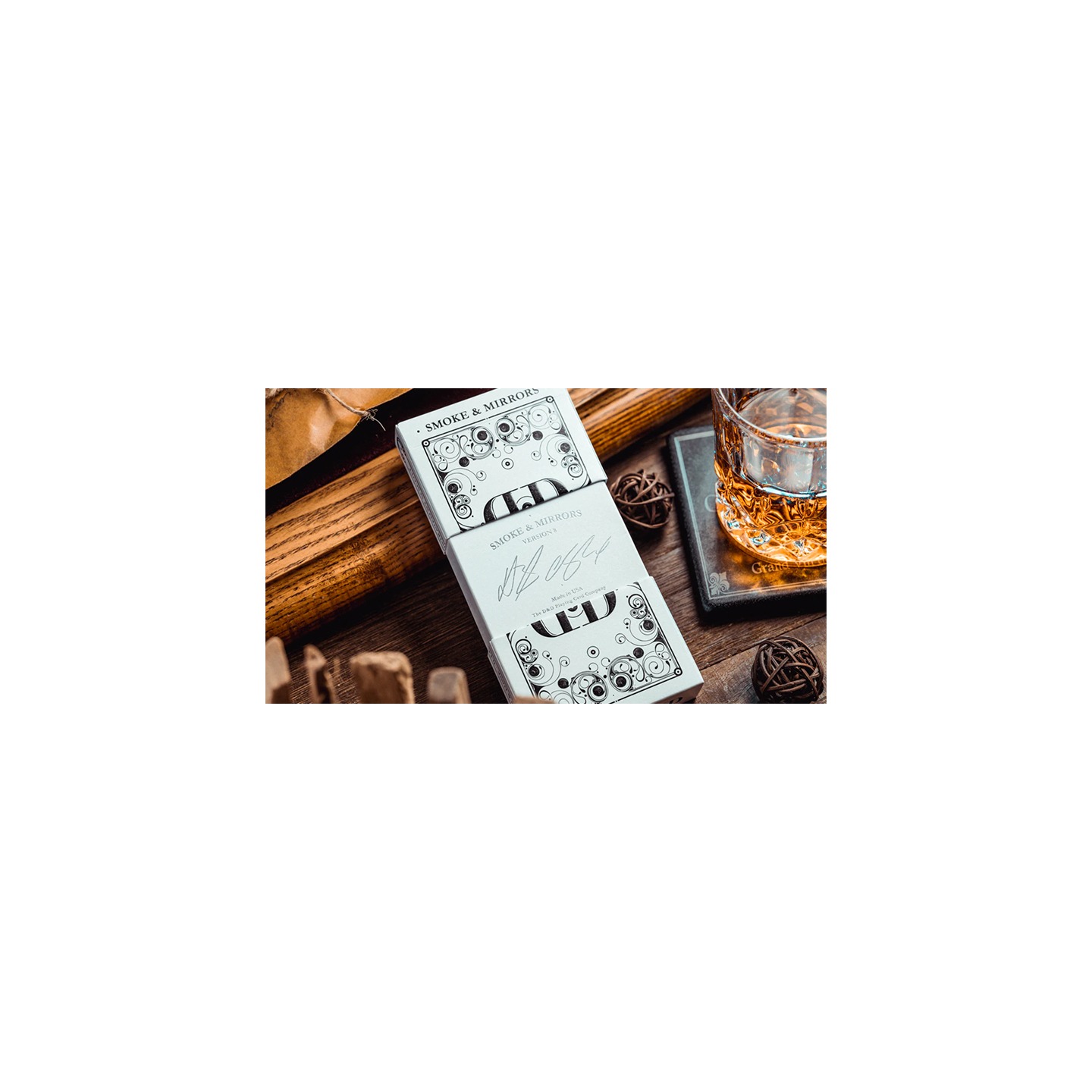 Smoke & Mirror (Smoke-White) Deluxe Limited Edition Playing Cards by Dan & Dave