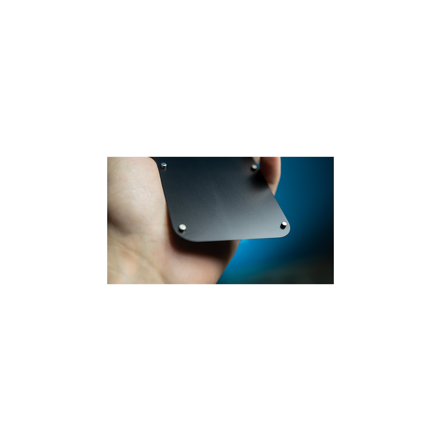 Leviosa Phone (EXTRA Screen) by João Miranda and Julio Montoro