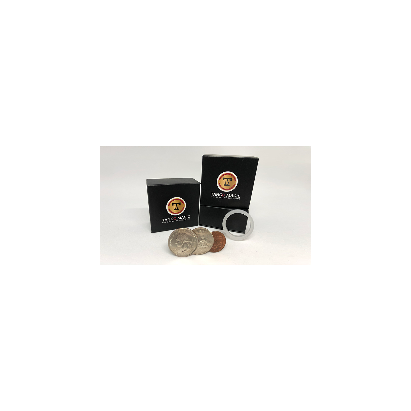 Locking Trick 61 cents (2 Quarters, 1 Dime, 1 Penny) by Tango - Trick (D0130)