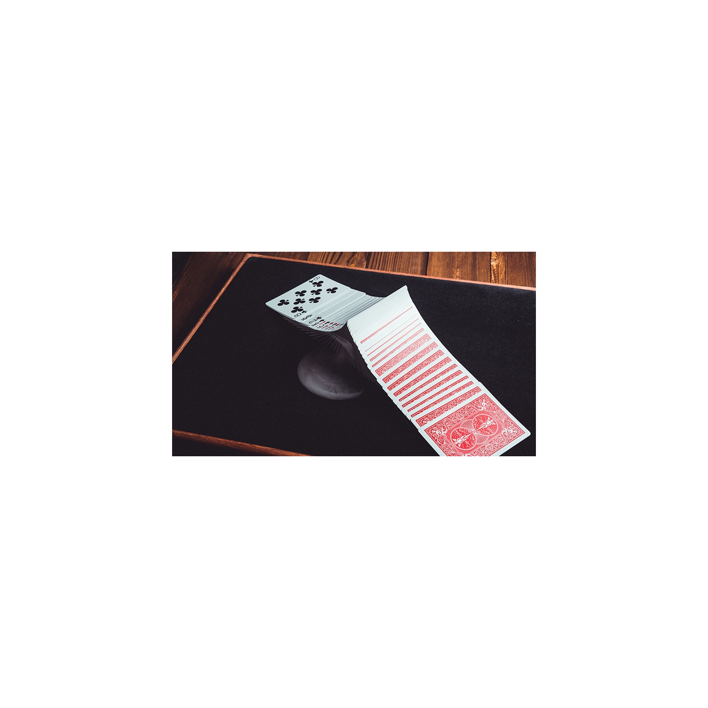 SMOKE PAD STANDARD by Wang Ji & Bacon Magic