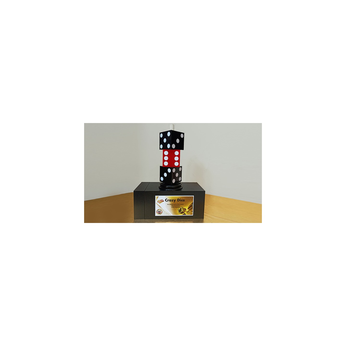 Crazy Dice by Farinto Magic