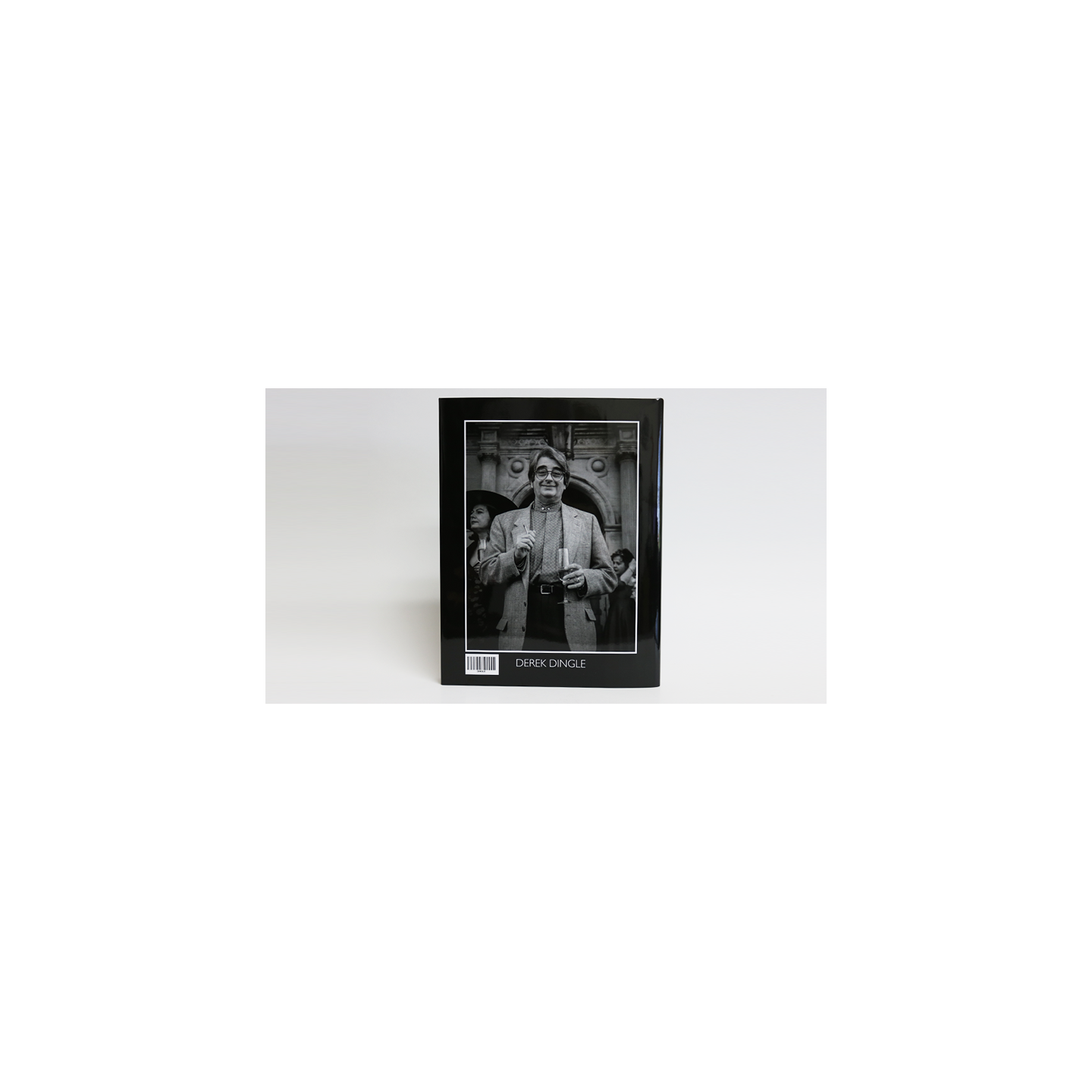Complete Works Of Derek Dingle - Book