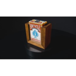 LEGACY DECK HOLDER by Joao Miranda and Miguel Pinto