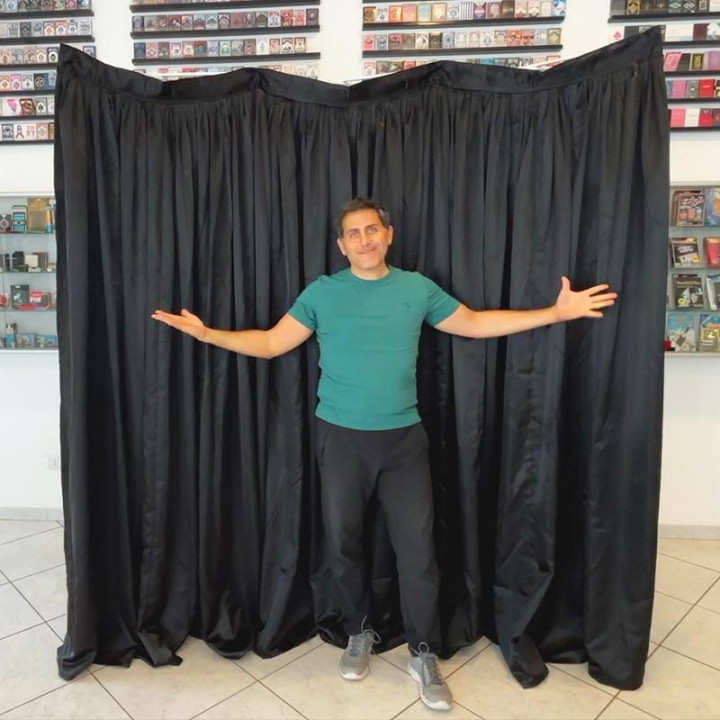 Instant Backdrop - with black cloth