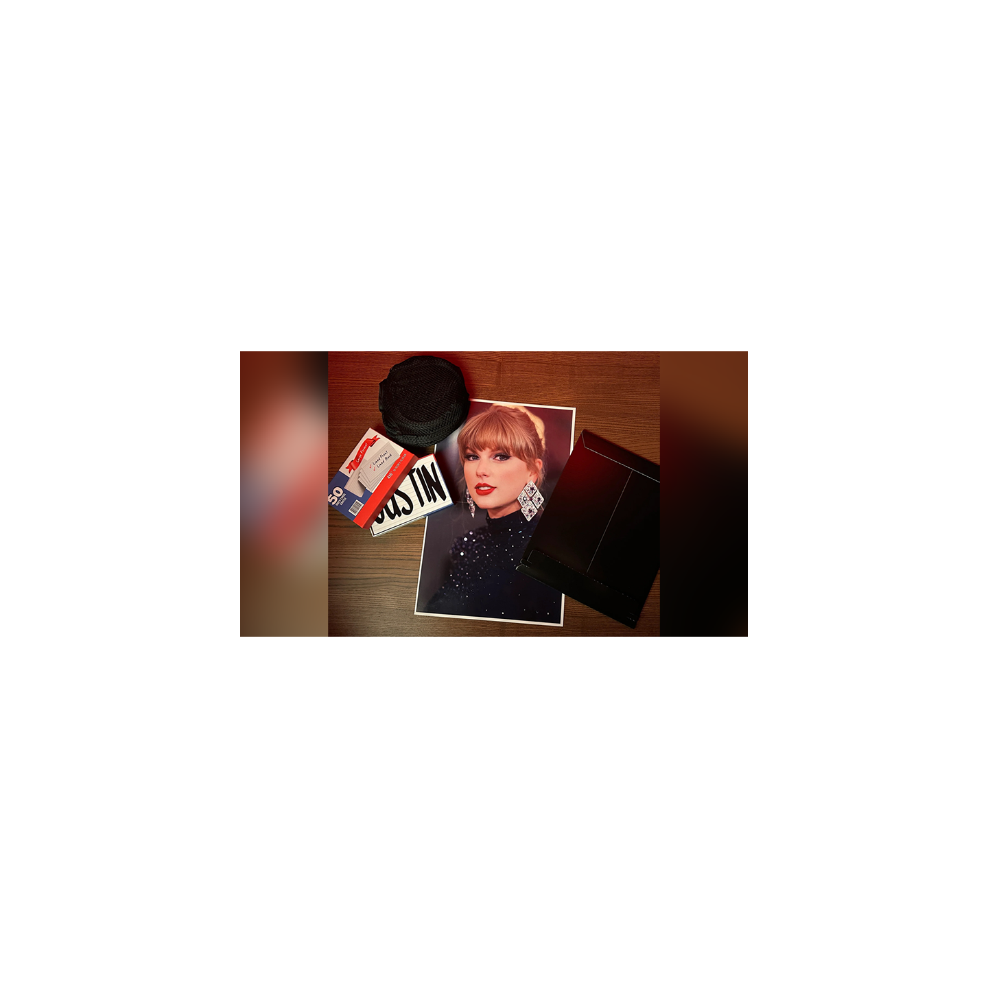 Celebrity Smart-Ass Deluxe (Taylor Swift) by Bill Abbott