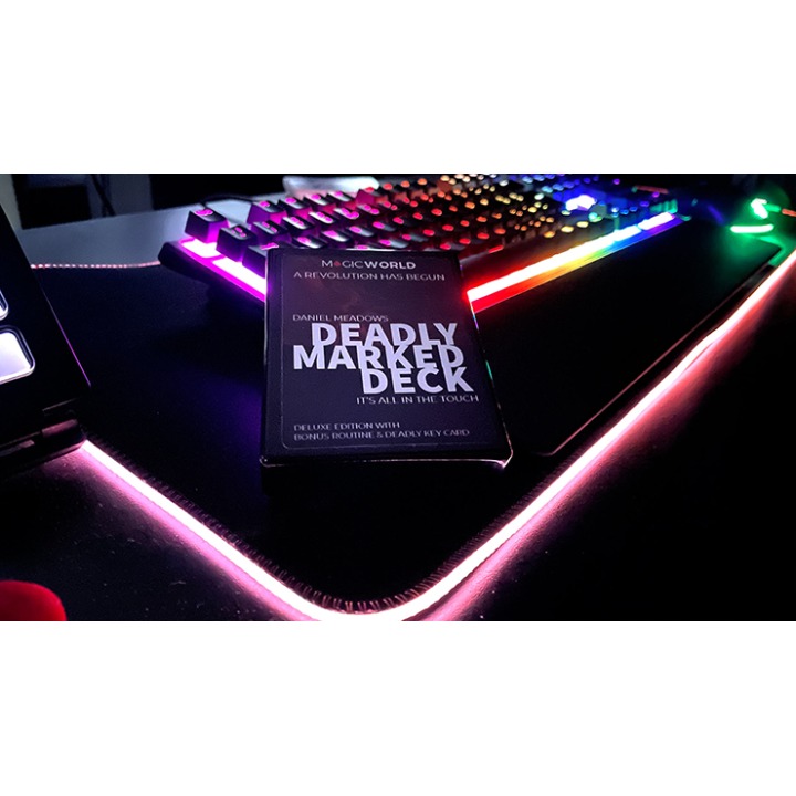 DEADLY MARKED DECK RED BICYCLE (Gimmicks and Online Instructions) by MagicWorld