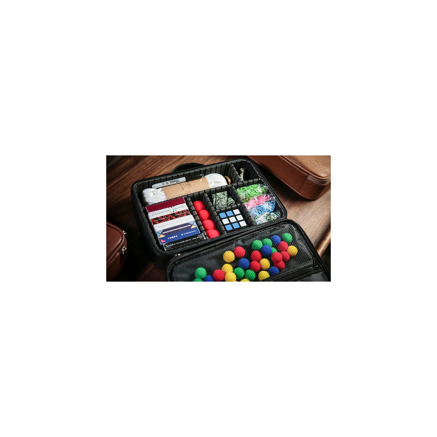 Luxury Close-Up Bag (Black) by TCC