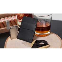 Wallet (Gimmicks and Online Instructions) by Nicholas Lawrence
