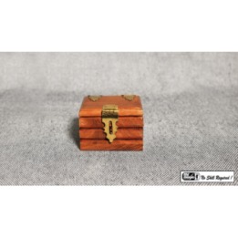 Quarter Go Box (Teak) by Mr. Magic