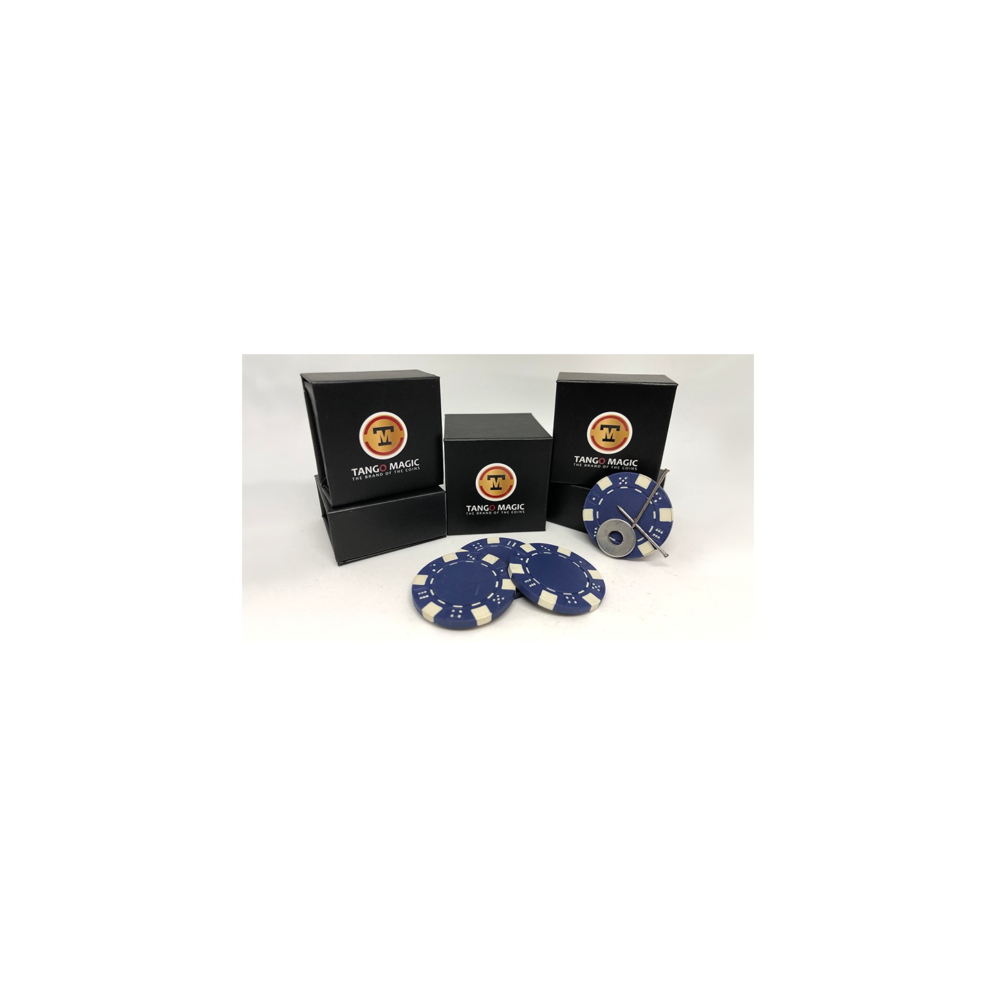 Magnetic Poker Chip Blue plus 3 regular chips (PK003B) by Tango Magic