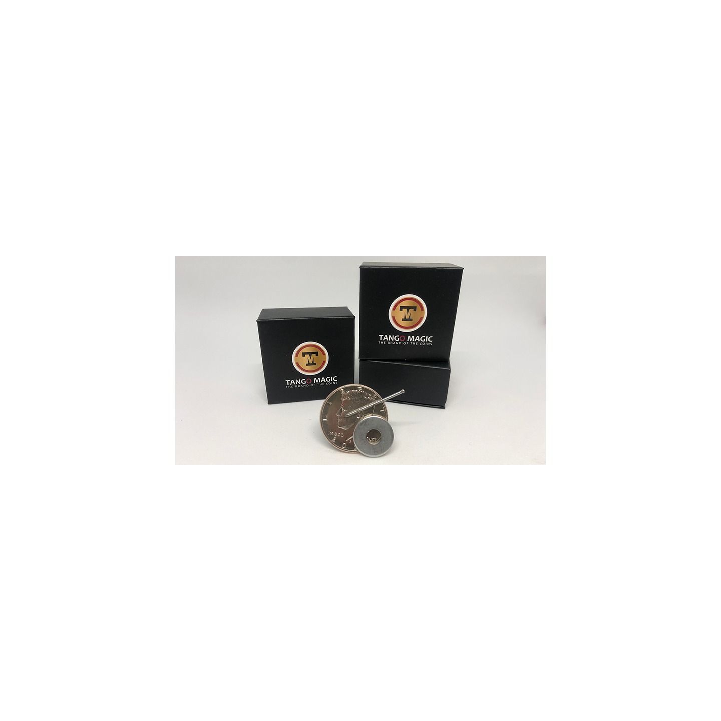 Strong Magnetic Half Dollar (D0112) by Tango