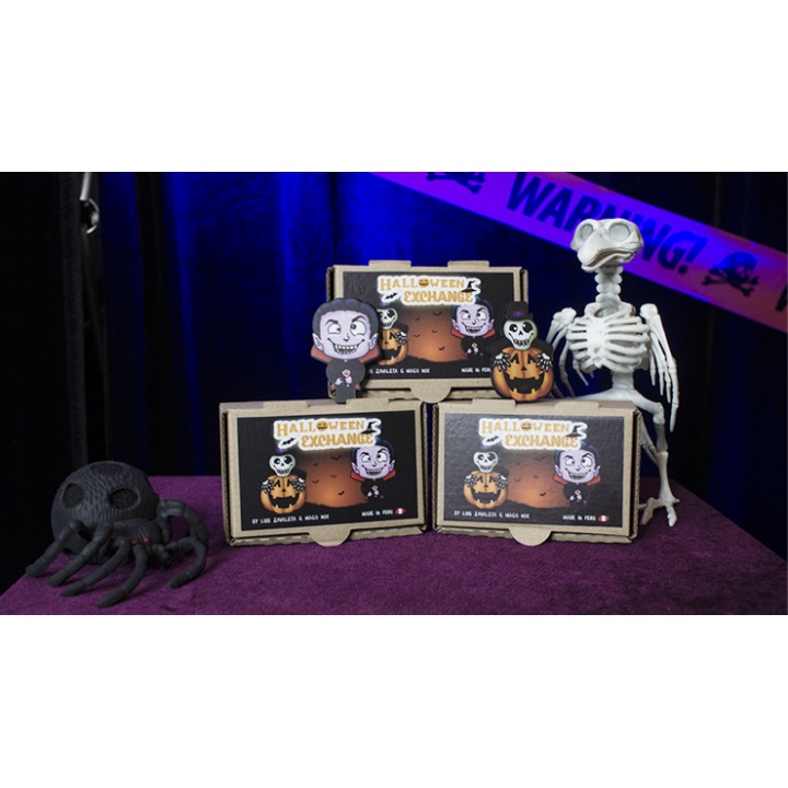 Halloween Exchange (Close Up) by Luis Zavaleta & Nox