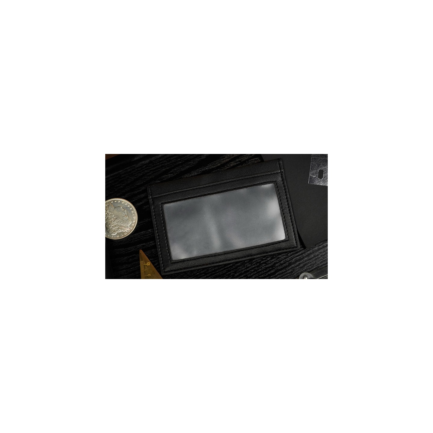MAGIC WALLET UNIVERSE PEEK by TCC