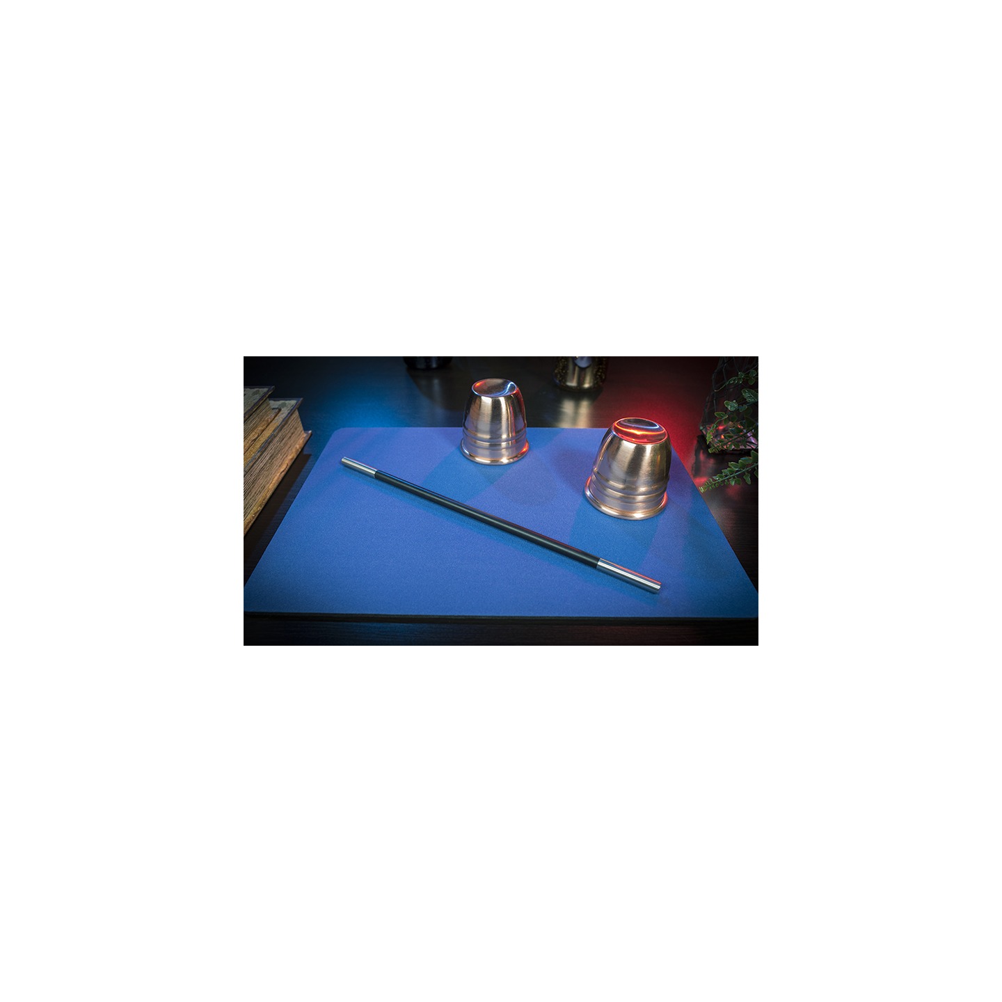 Economy Close-Up Pad 11X16 (Blue) by Murphy's Magic Supplies